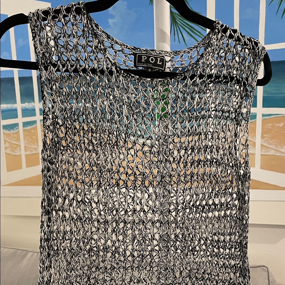 POL Open Knit Sleeveless Top in Mixed Gray - Picture 3 of 4
